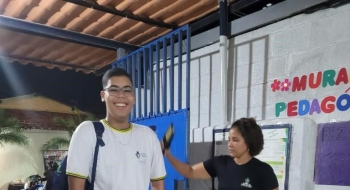 Detectores de metal reforçam segurança nas escolas estaduais